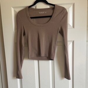 Abercrombie & Fitch Taupe Brown Ribbed Long Sleeve Crop Top